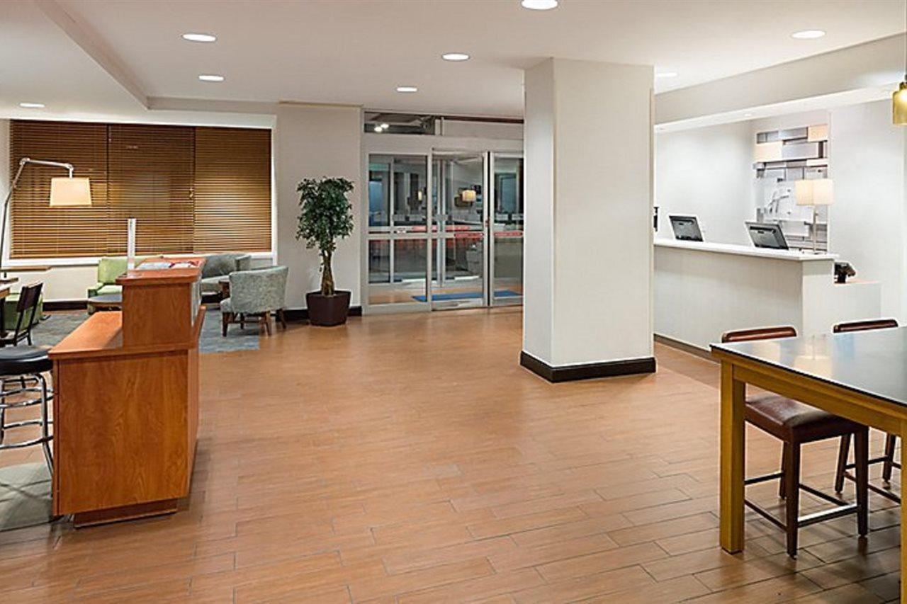 Holiday Inn Express - Times Square By Ihg New York Exterior photo