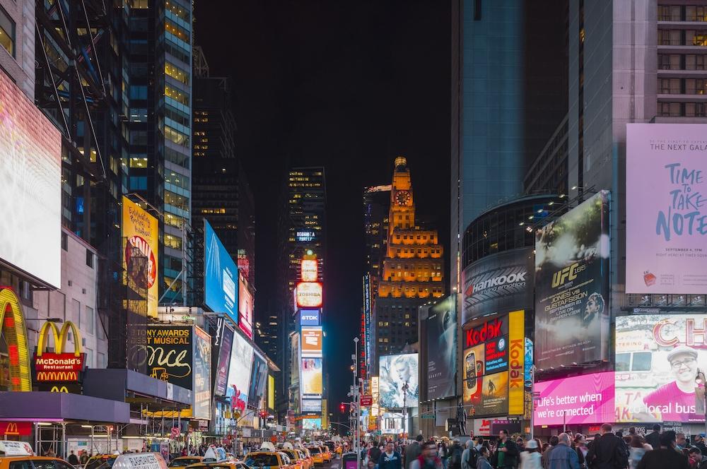 Holiday Inn Express - Times Square By Ihg New York Exterior photo