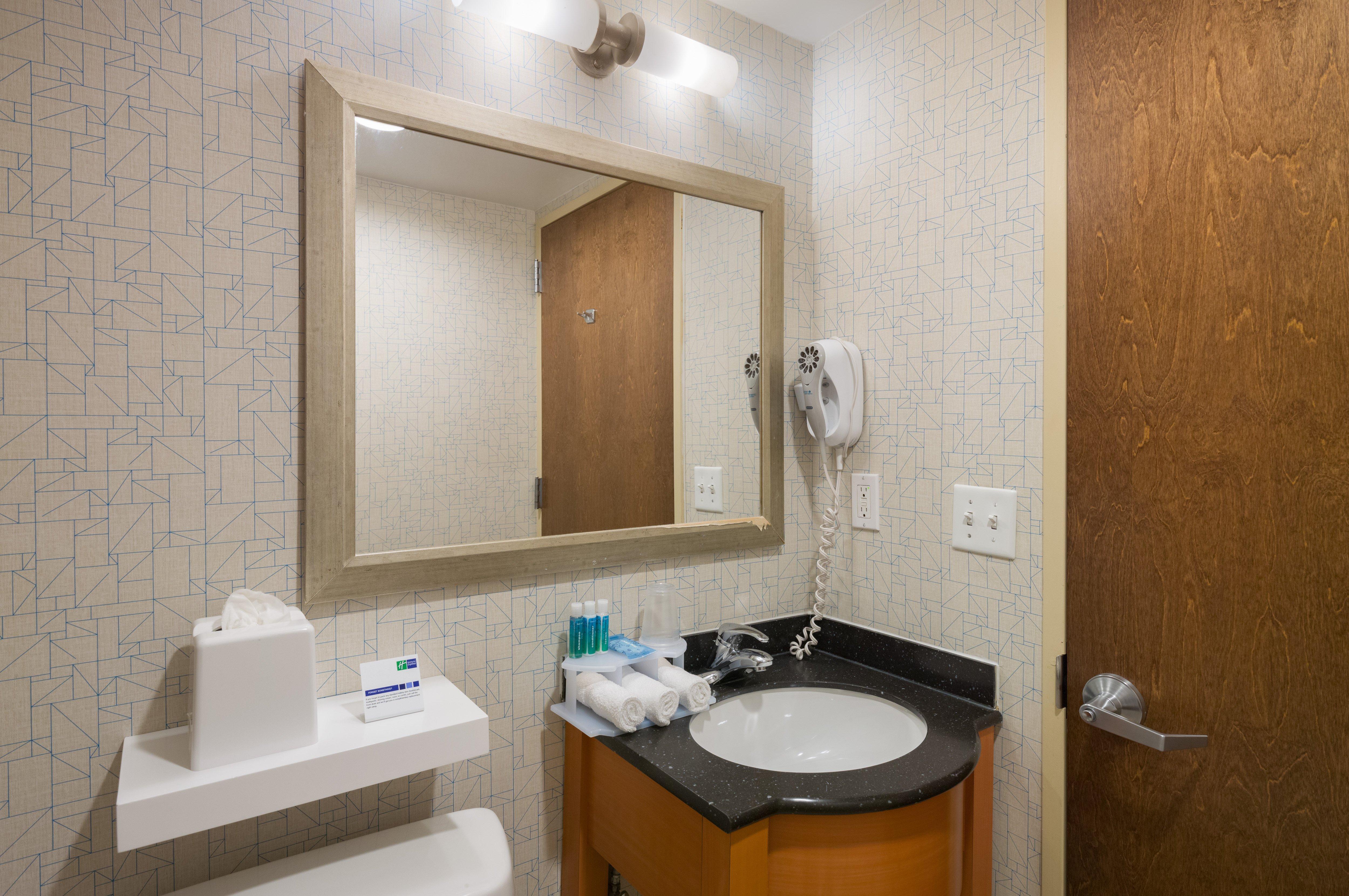 Holiday Inn Express - Times Square By Ihg New York Exterior photo