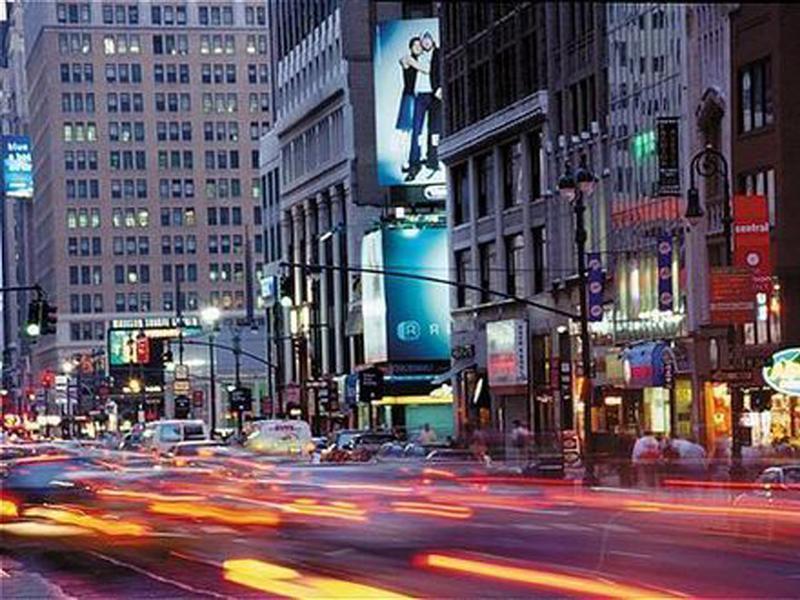 Holiday Inn Express - Times Square By Ihg New York Exterior photo